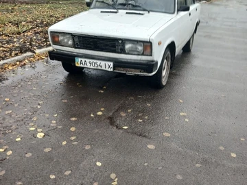 Авто ВАЗ 2105 1994 № 8157396
