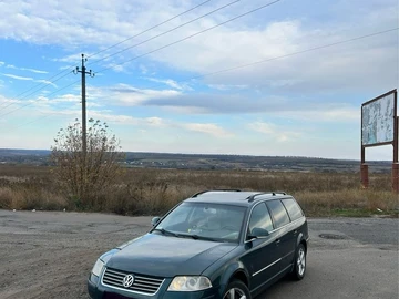 Авто Volkswagen Passat Variant 2004 № 8157865