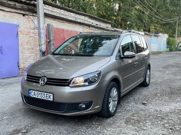 Авто Volkswagen Touran 2012 № 8157905