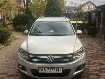Авто Volkswagen Tiguan 2012 № 8157967