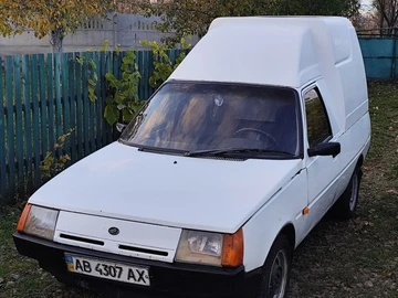 Авто ЗАЗ Таврия 2004 № 8158048