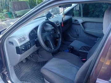 Авто Opel Vectra 1994 № 8158114