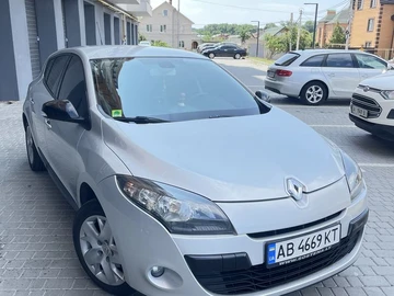 Авто Renault Megane 2011 № 8158118