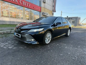 Авто Toyota Camry 2018 № 8158215