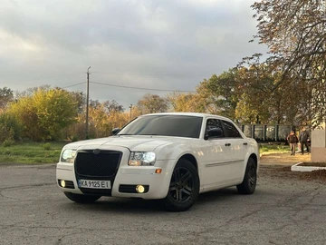 Авто Chrysler 300C 2008 № 8158240