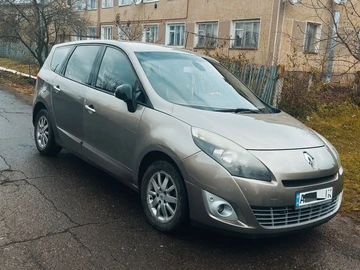 Авто Renault Grand Scenic 2011 № 8158251