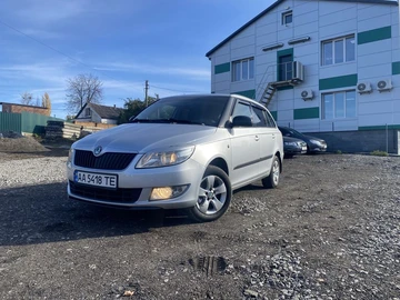 Авто Skoda Fabia 2011 № 8158934