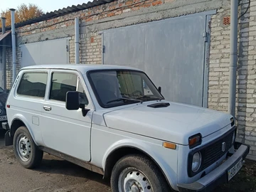 Авто ВАЗ 2121 1988 № 8159001