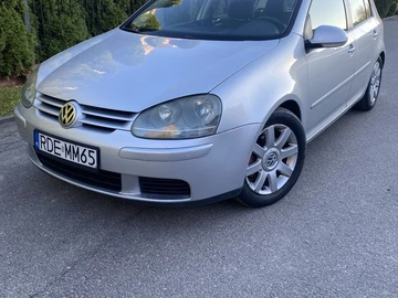 Авто Volkswagen Golf 2005 № 8159102