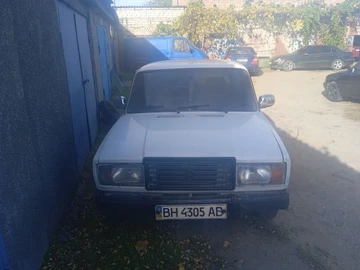 Авто ВАЗ 2107 2001 № 8159223