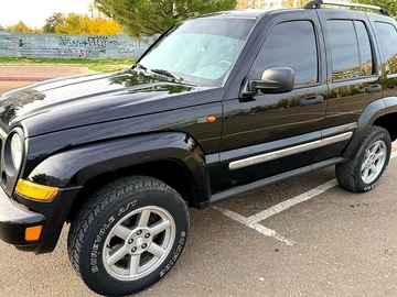 Авто Jeep Cherokee 2006 № 8159232