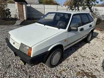 Авто ВАЗ 2109 1992 № 8159284