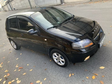 Авто Chevrolet Aveo 2007 № 8159376
