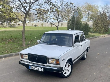 Авто ВАЗ 2107 1996 № 8159699