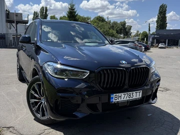 Авто BMW X5 2022 № 8159709