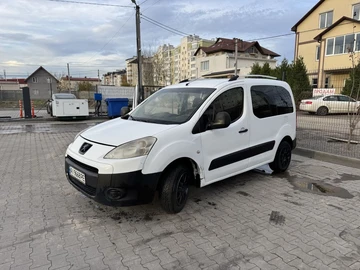 Авто Peugeot Partner 2009 № 8160044