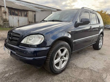 Авто Mercedes Ml Серия 2001 № 8160146