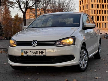 Авто Volkswagen Polo 2011 № 8160203