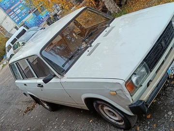 Авто ВАЗ 2104 1993 № 8160307