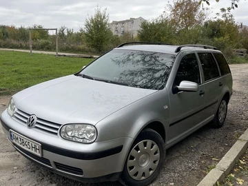 Авто Volkswagen Golf 2004 № 8160729