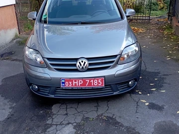 Авто Volkswagen Golf Plus 2008 № 8161073