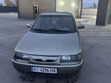 Авто ВАЗ 2110 2000 № 8161080