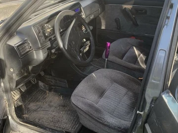 Авто Volkswagen Jetta 1987 № 8161252