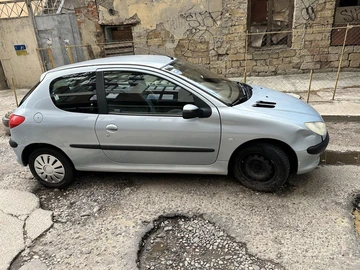 Авто Peugeot 206 2004 № 8161266