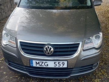 Авто Volkswagen Touran 2008 № 8161286