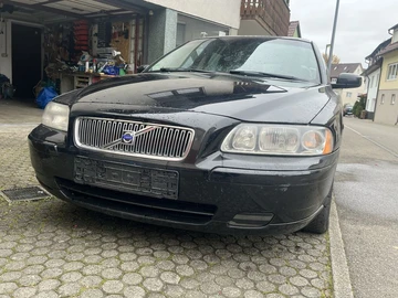 Авто Volvo V70 2005 № 8161956