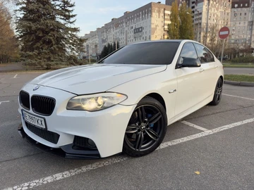 Авто BMW 5 Серия 2013 № 8162004