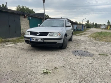 Авто Volkswagen Passat Variant 1999 № 8162083