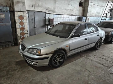 Авто Hyundai Elantra 2004 № 8162228