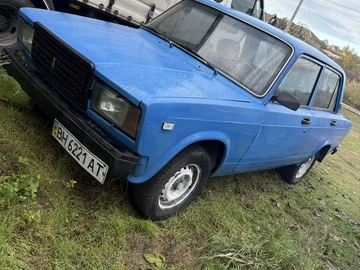 Авто ВАЗ 2105 1988 № 8162303