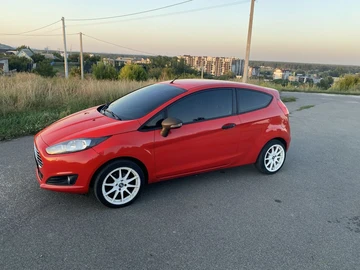Авто Ford Fiesta 2013 № 8162454