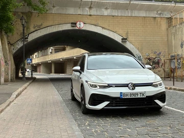 Авто Volkswagen Golf 2023 № 8162648
