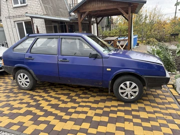 Авто ВАЗ 2109 1998 № 8162990