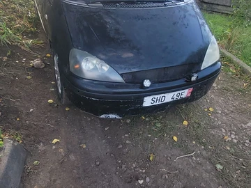 Авто Ford Galaxy 2002 № 8163077