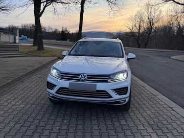 Авто Volkswagen Touareg 2015 № 8163167