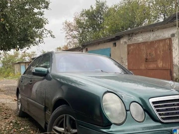 Авто Mercedes 280 1996 № 8163378