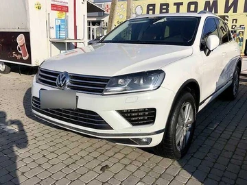 Авто Volkswagen Touareg 2017 № 8163385