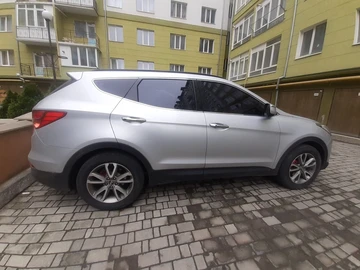 Авто Hyundai Santa Fe 2013 № 8163520