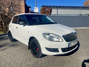 Авто Skoda Fabia 2013 № 8163526