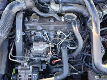 Авто Volkswagen Golf 1999 № 8163647
