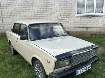 Авто ВАЗ 2107 1988 № 8163763