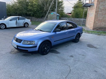 Авто Volkswagen Passat Sedan 1997 № 8163806