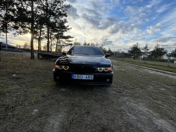 Авто BMW 5 Серия 2002 № 8163987