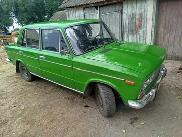 Авто ВАЗ 2103 1983 № 8164367
