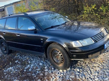 Авто Volkswagen Passat Variant 2000 № 8164374
