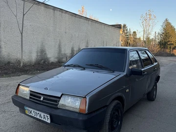 Авто ВАЗ 2109 1990 № 8164385